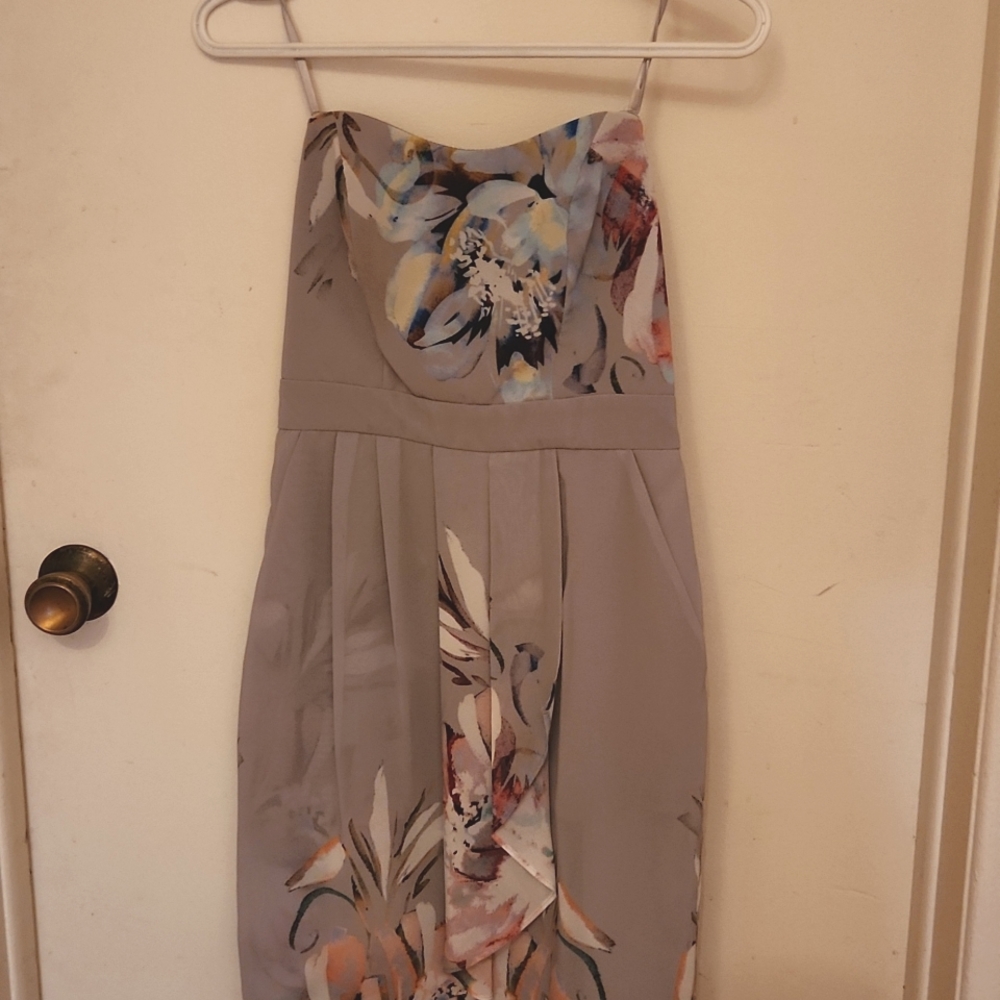 Le Chateau Sweetheart Dress w/ Pockets